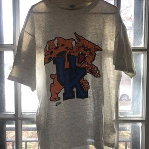 Vintage 90’s University of Kentucky T shirt